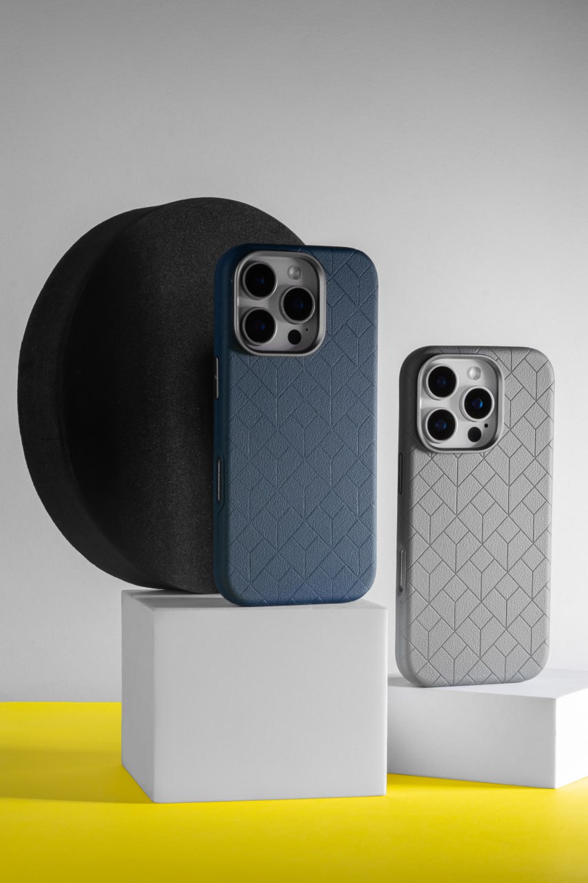 Carved with MagSafe Leather Case Фото №3