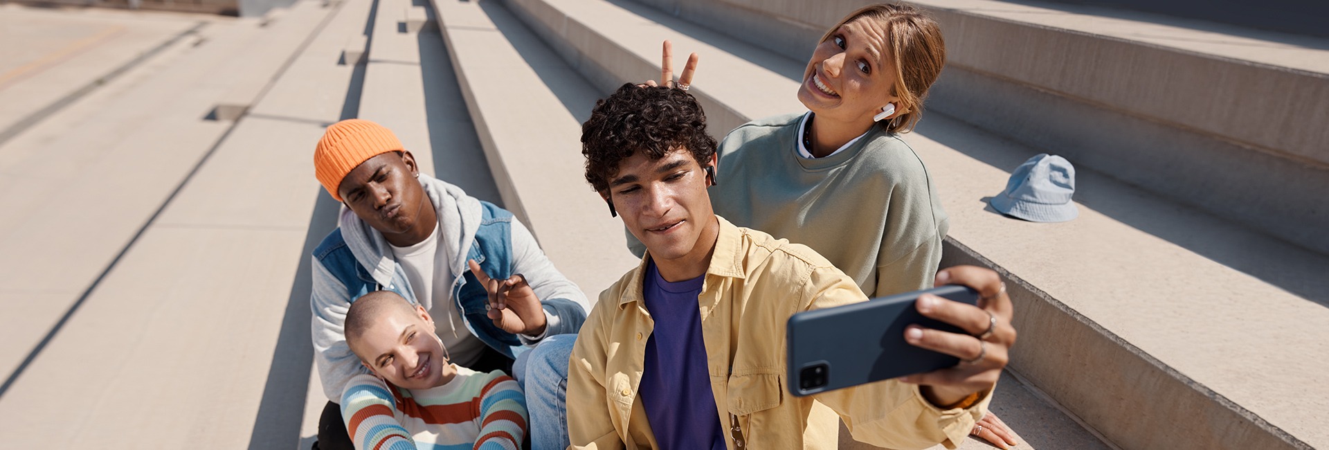 TWS JBL Tune 235NC TWS Black (JBLT235NCTWSBLK) Изображение #11 TWS JBL Tune 235NC TWS Black (JBLT235NCTWSBLK) Фото №11