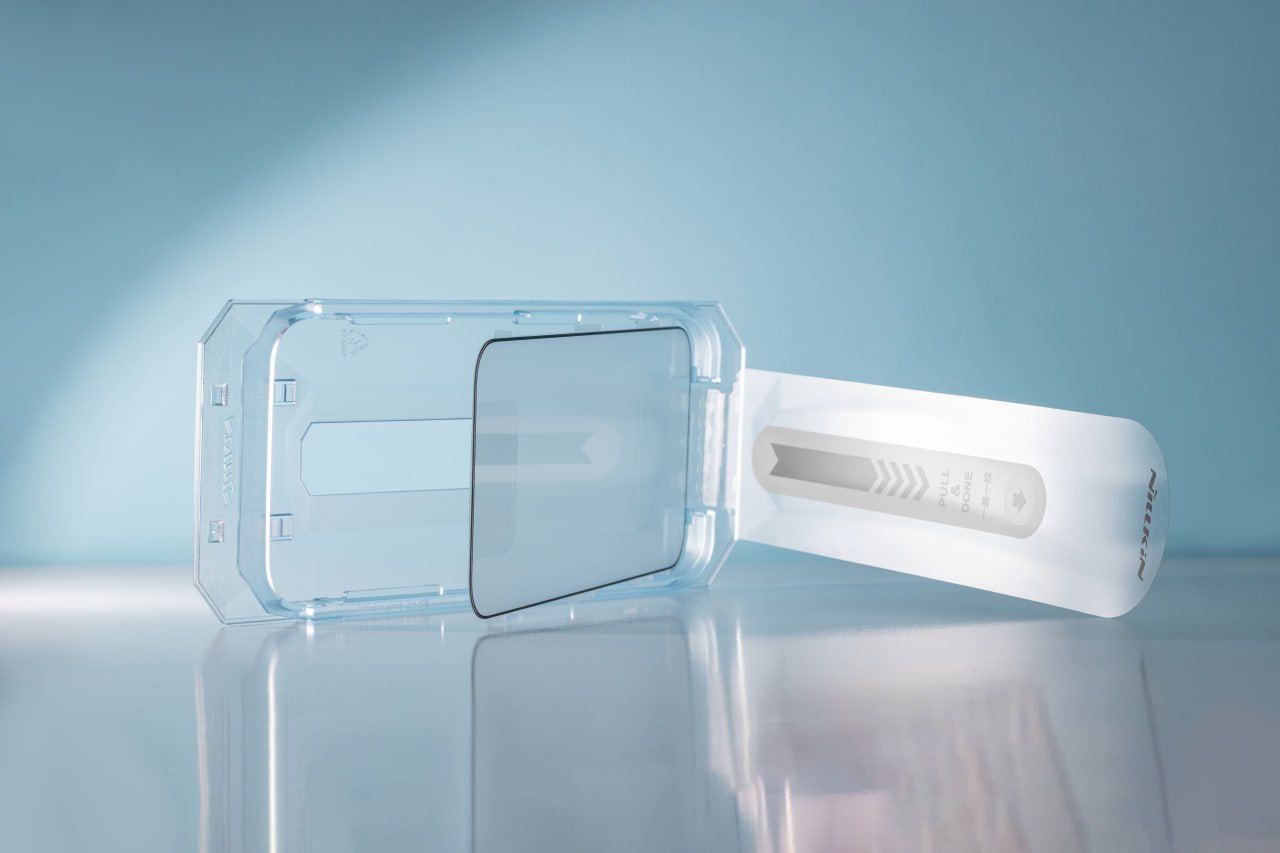 Загартоване захисне скло Nillkin Amazing CP+PRO для Apple iPhone 16 Pro (6.3