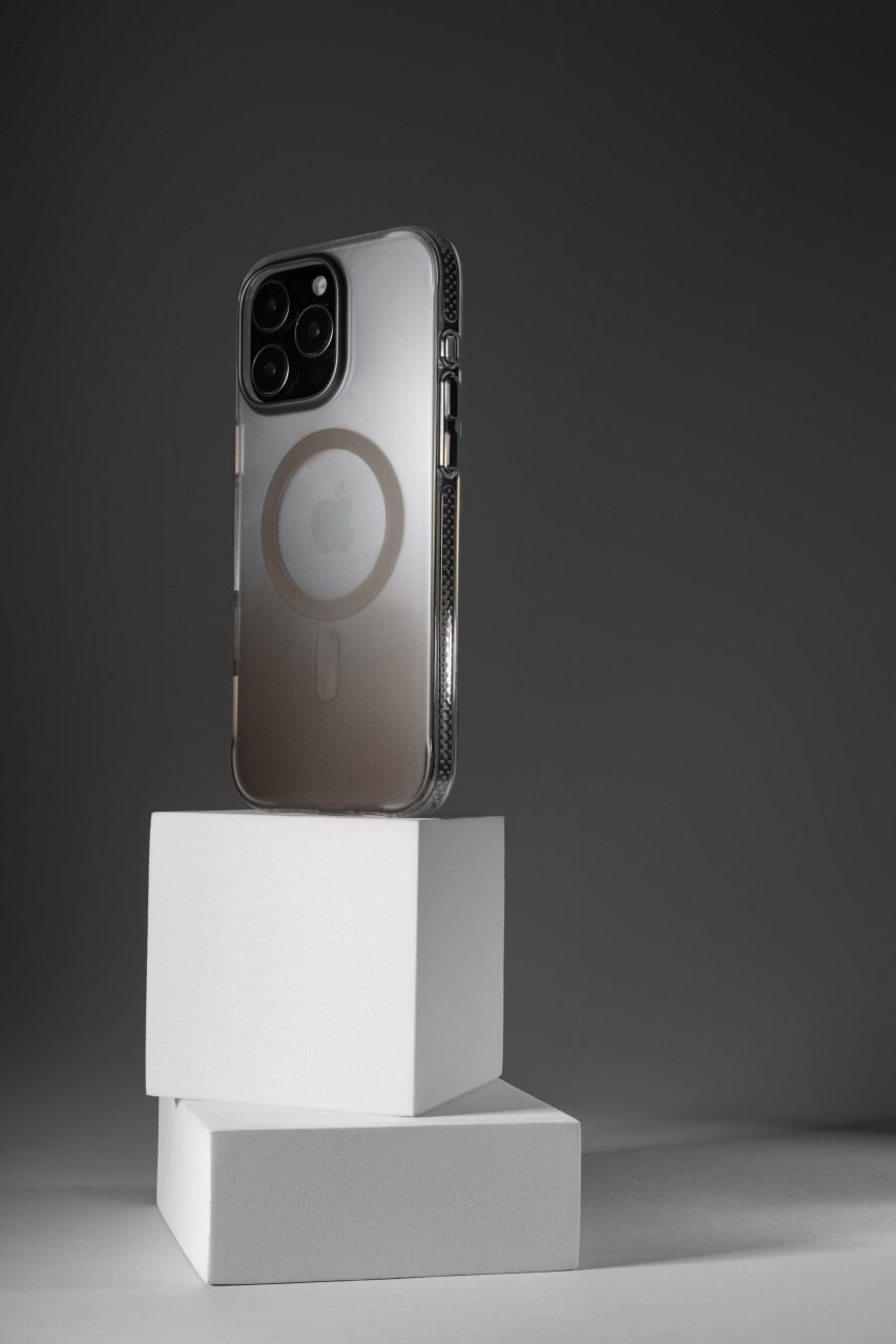 TPU+PC Phantom with MagSafe for Apple iPhone Фото №2