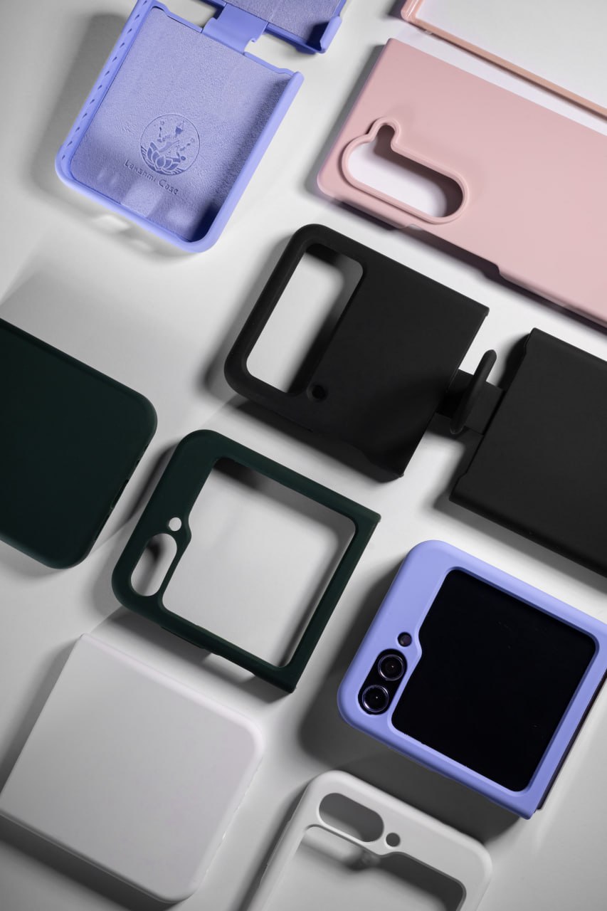 Lakshmi Foldables Silicone Phone Case Изображение #2 Lakshmi Foldables Silicone Phone Case Фото №2