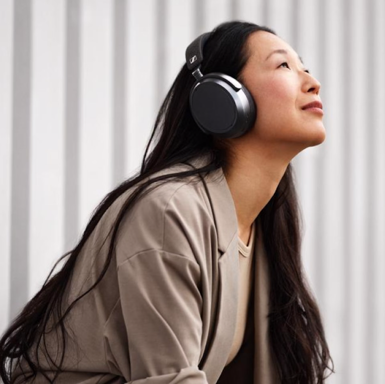 Фото 4 SENNHEISER MOMENTUM 4