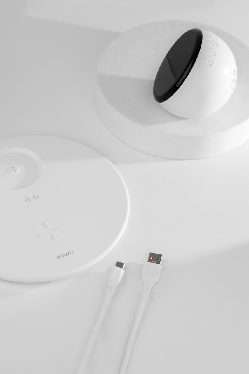 Багатофункціональний бездротовий зарядний пристрій WiWU Wi-W017 15W Wireless Charger + цифровий годинник-будильник + Bluetooth-динамік Фото №1