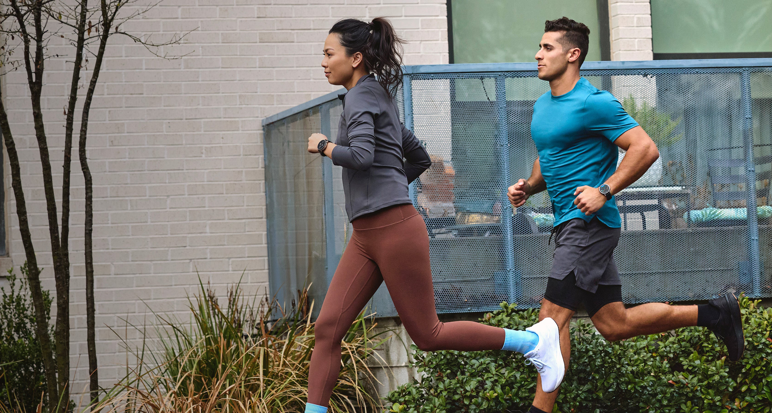 Фото Amazfit Active 3 Premium W2559GL2N