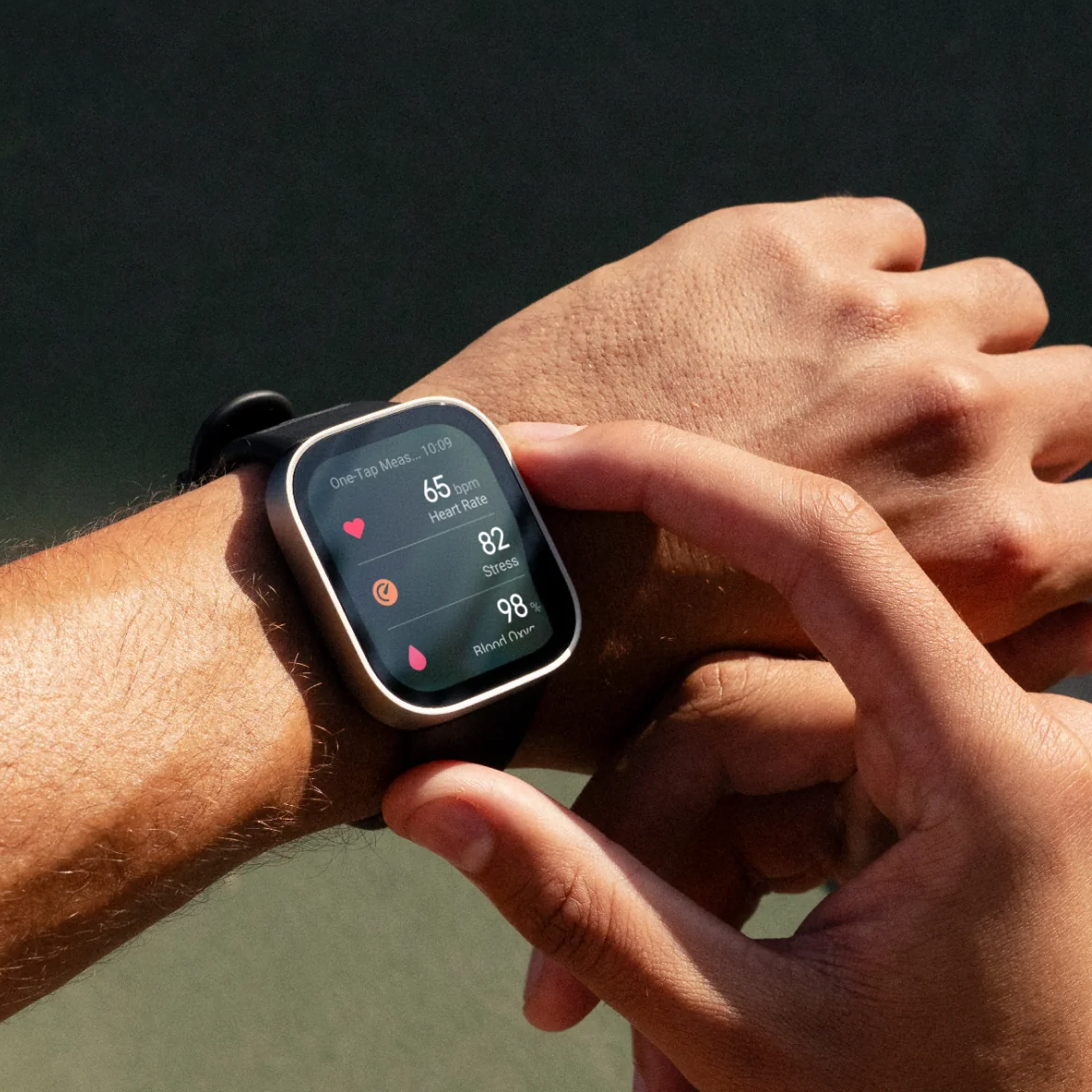 Фото Amazfit Bip Max