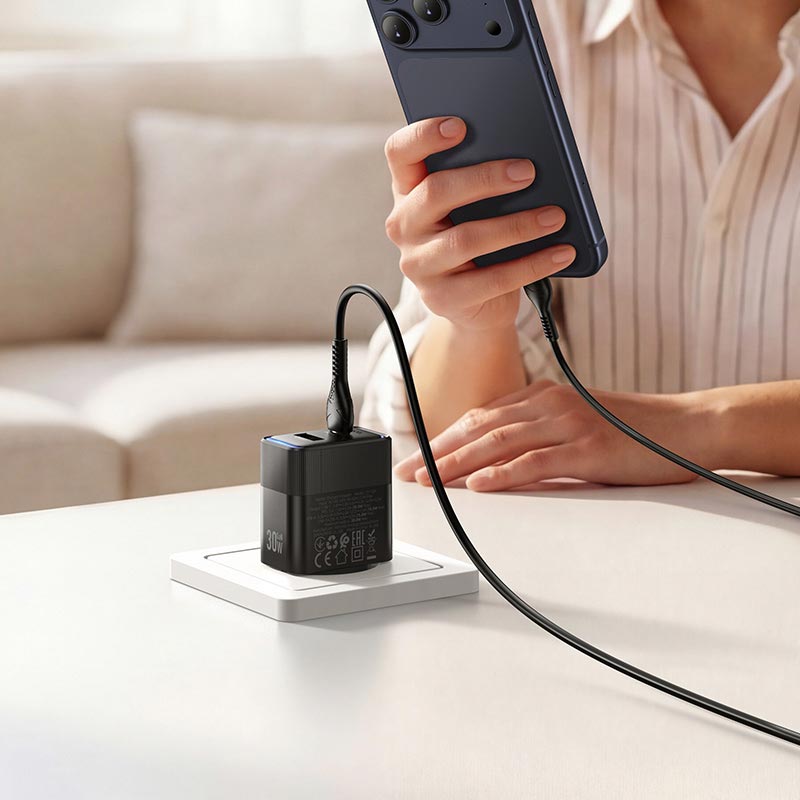 Адаптер сетевой HOCO Lounge C to C cable charger set CS112A |1A/1C, 30W/3A, PD/QC| black (6942007680400) Черный на картинке №4