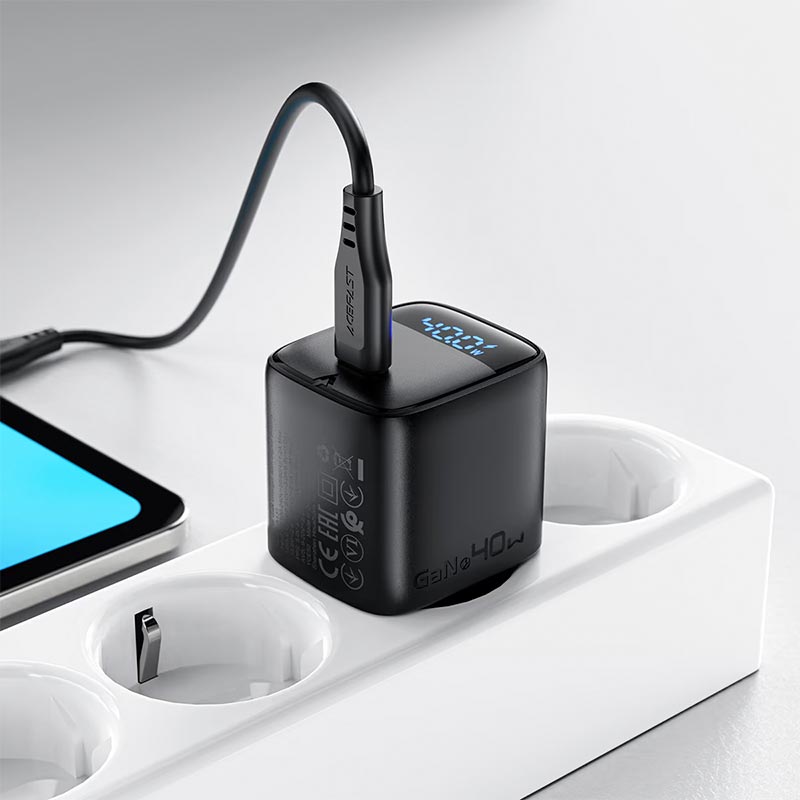 Адаптер сетевой AceFast GaN charger USB-C with digital display A135 |1Type-C, 40W/3A, PD/QC| black (6974316286226) Черный на картинке №4